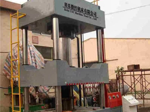 ��ѹ������